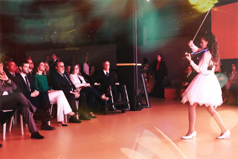 Premios Discapnet Fundacion ONCE Espectaculo de Violin Video-LED VioDance Live